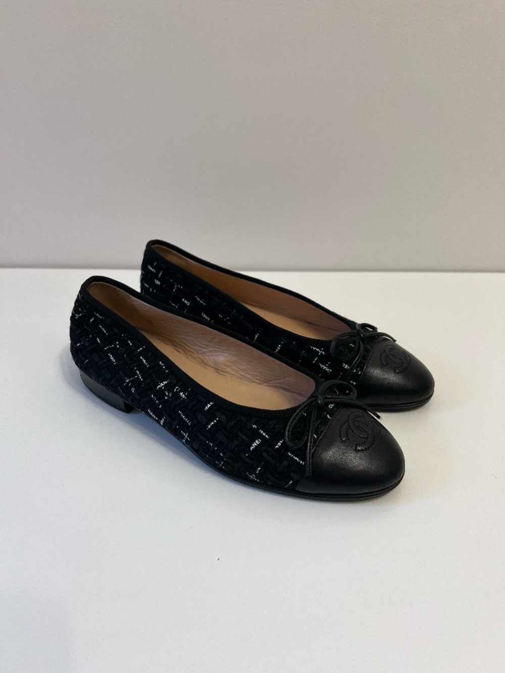 Chanel Ballet Flats in Chanel Logo Tweed
